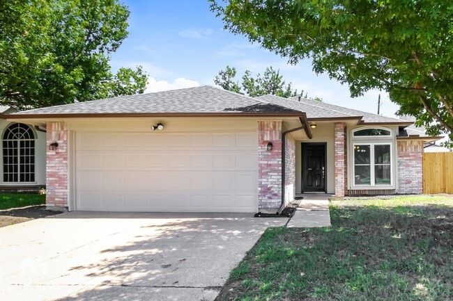 Building Photo - 5211 Livermore Dr