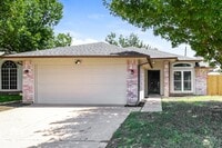 Building Photo - 5211 Livermore Dr
