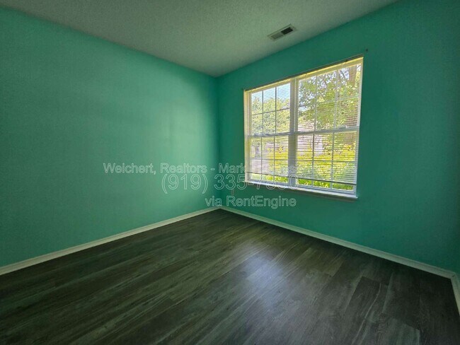 Building Photo - 6308 Saybrooke Dr