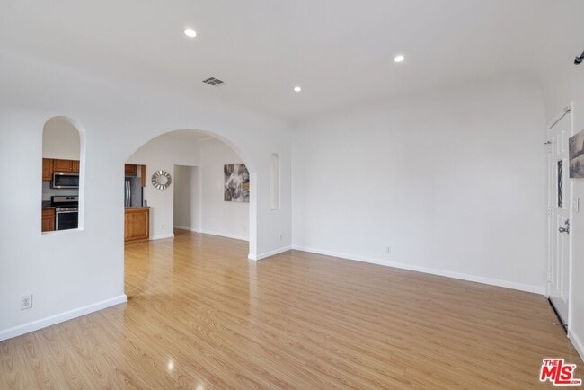 Building Photo - 3933 Woolwine Dr