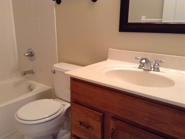 Building Photo - 1205 Emery Ridge Dr