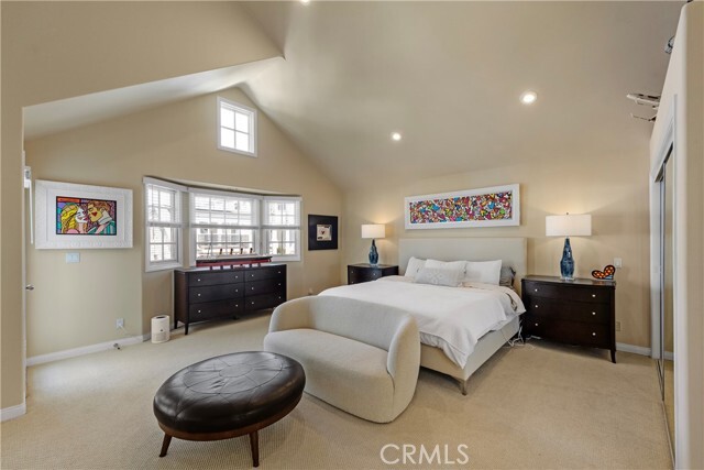 Building Photo - 336 10th St