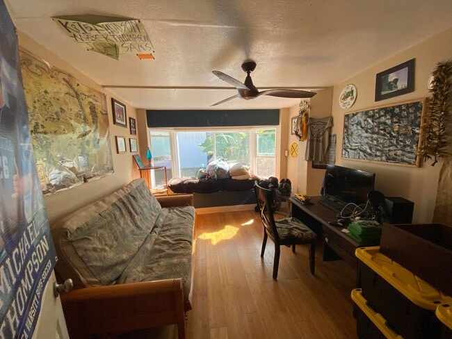 Building Photo - Kekaha 4 bed2 bath on 3/4 acre