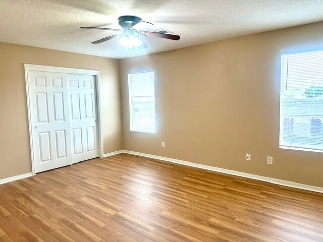 Building Photo - 19618 Lighthouse Scene Ln