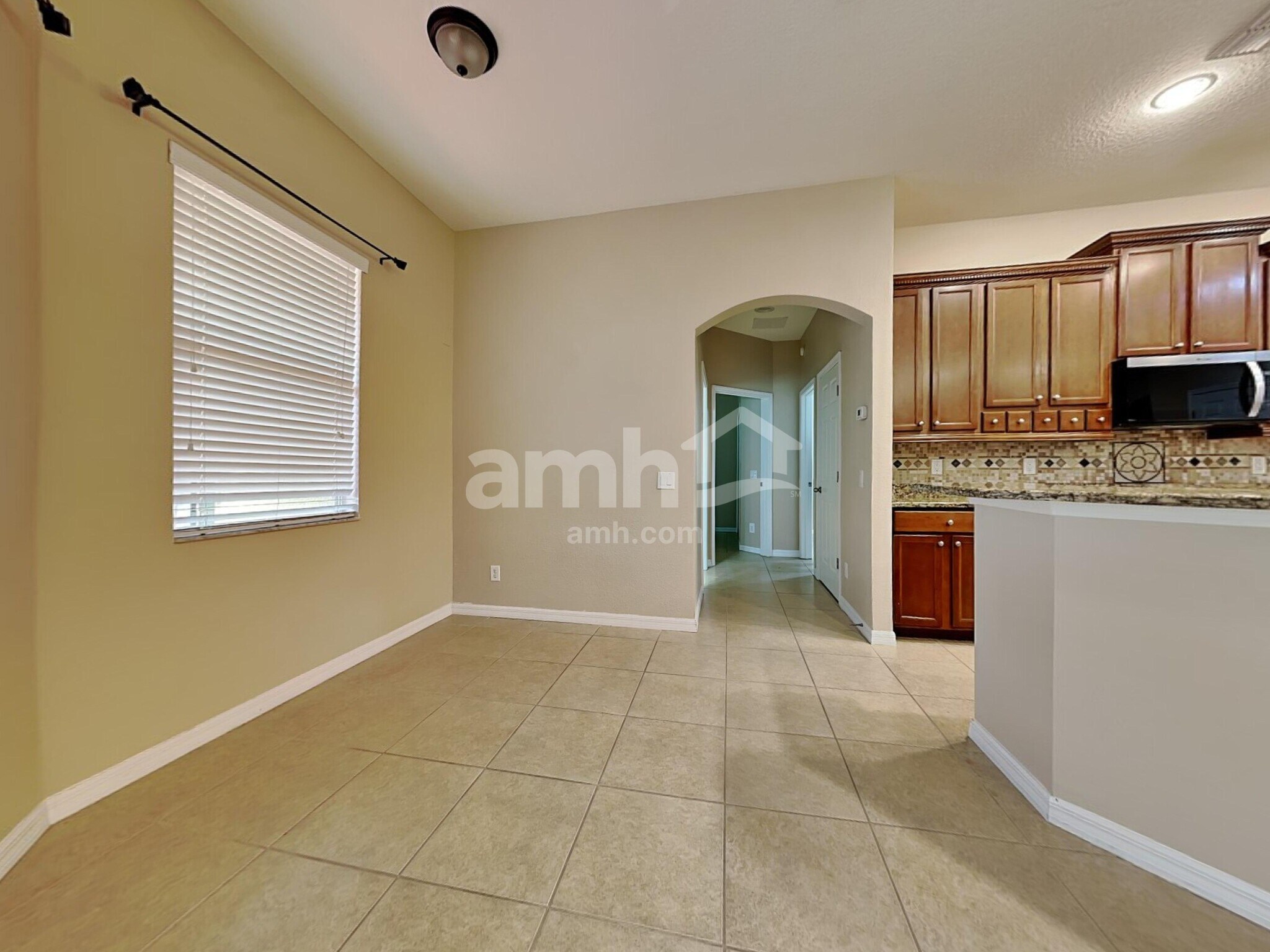 Building Photo - 5402 Coral Shell Way