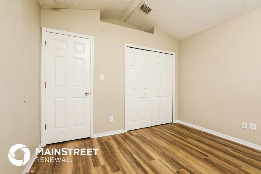 Building Photo - 2566 Davenport Cir