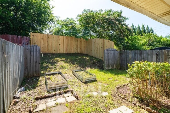 Building Photo - 2036 Chandalar Ct