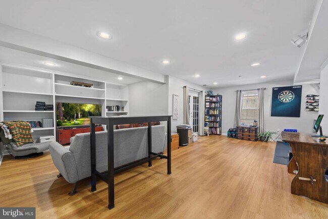 Building Photo - 43340 Wintersrun Ct