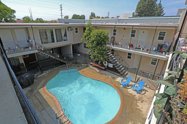 Building Photo - Chateau 8924 Van Nuys Apartments, LLC