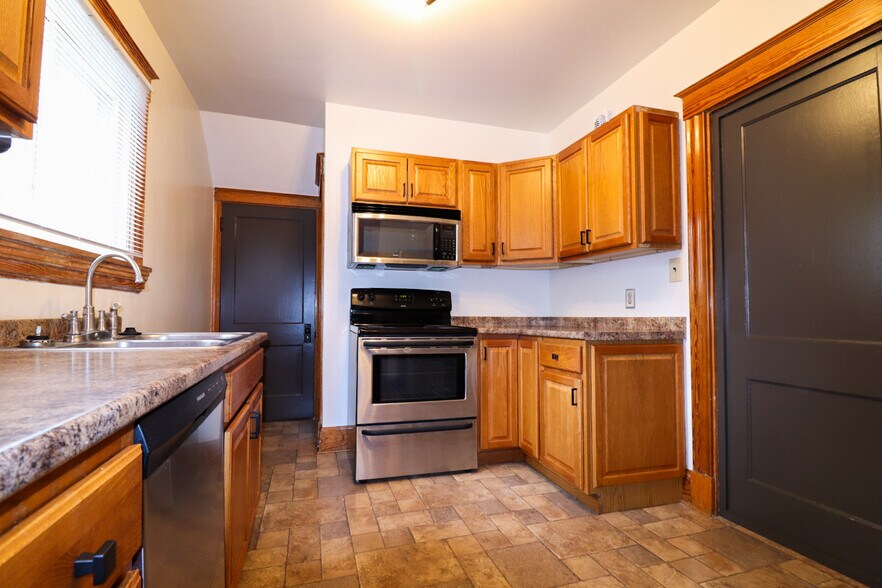 Building Photo - 2318 Moerlein Ave