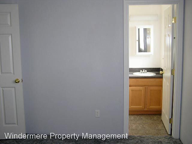 Building Photo - 1810 Texas St