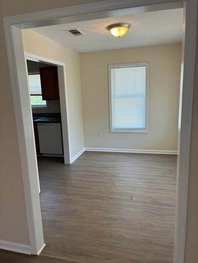 Building Photo - Beautiful 4/2 in bay St. Louis