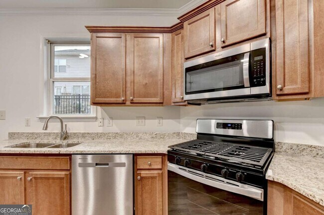 Building Photo - 979 Parkside Wood Ct