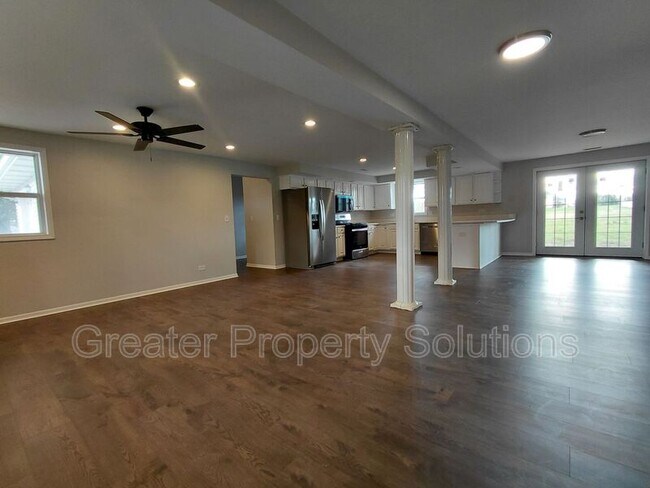 Building Photo - 9053 W 155th Ave