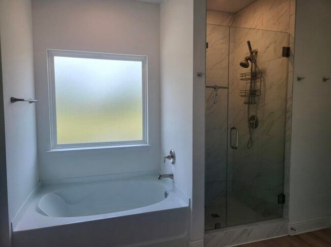 Building Photo - 59 Piper Cv