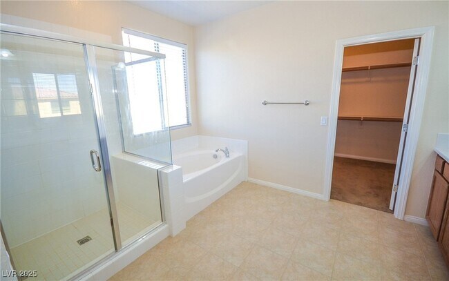 Building Photo - 7216 Campolina Ct
