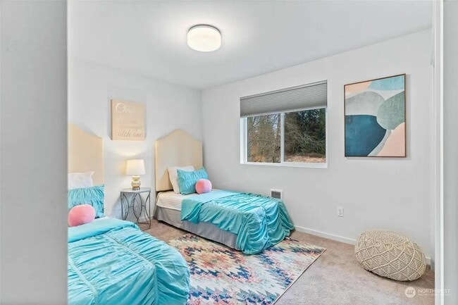 Building Photo - 8412 55th Pl NE