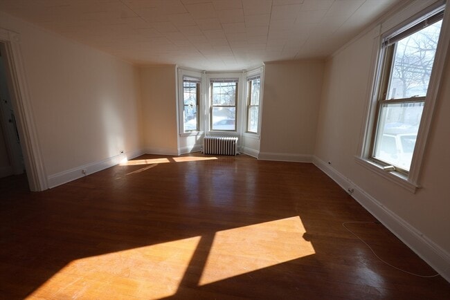 Building Photo - 31 June St