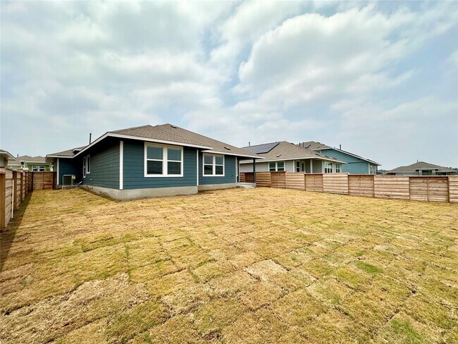 Building Photo - 160 Crawford