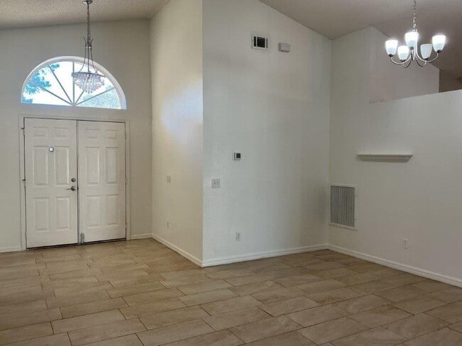 Building Photo - 5721 Rywood Dr