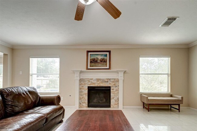 Building Photo - 24823 Cobble Canyon Ln