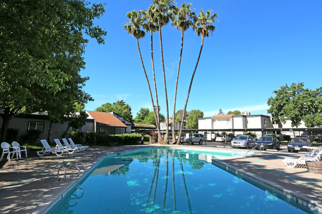 Building Photo - Oakpoint Apartments