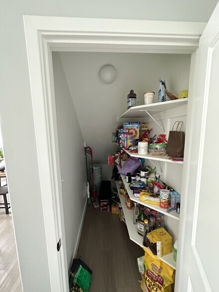 Building Photo - 419 W 720 S