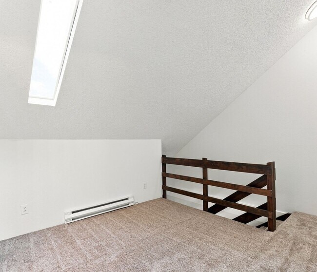 Building Photo - 4965 SW 152nd Ave