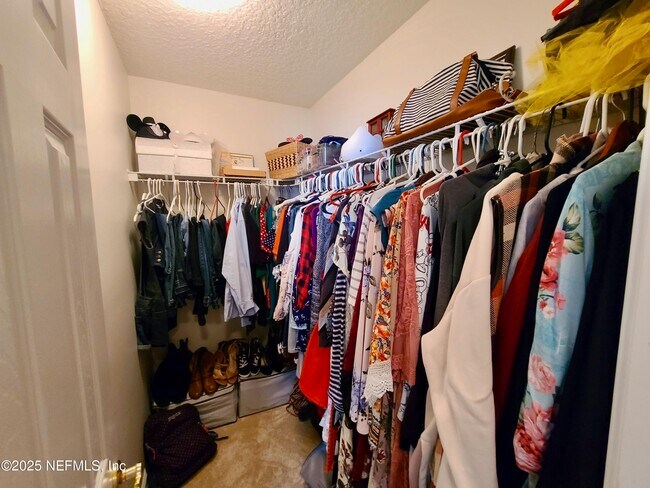 Building Photo - 1308 Holmes Landing Dr