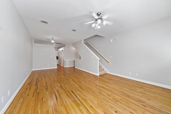 Building Photo - 2710 Hullsmith Dr