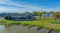 Building Photo - 17 Loso Dr