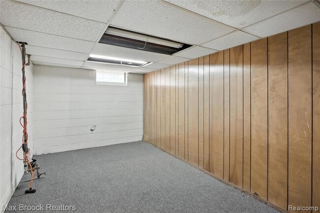 Building Photo - 25301 Ford St