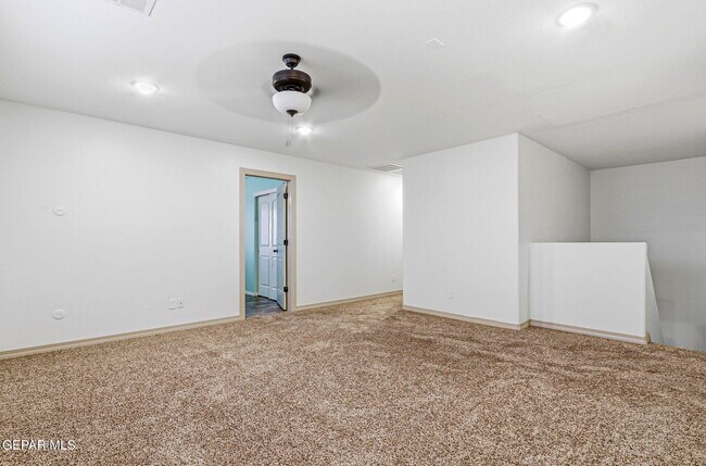 Building Photo - 14705 Tierra Escape Ave