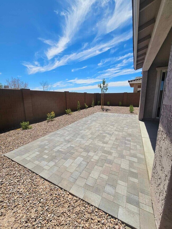 Building Photo - Brand New 4 bed/3 bath in Hawes Crossing C...