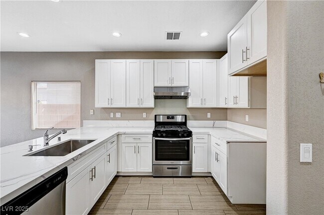 Building Photo - 9110 Rushing Wind Ave