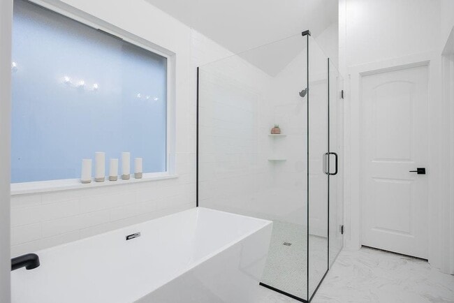 Building Photo - 7917 Behr Dr