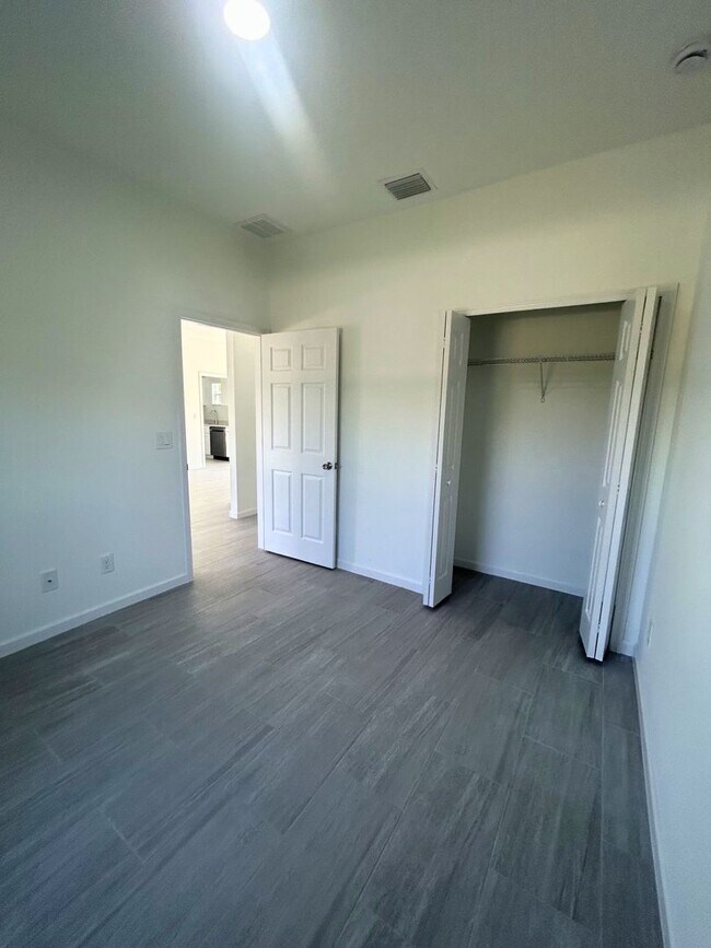 Building Photo - NEW CONSTRUCTION- Modern 3 Bed / 2 Bath Home in Lake Placid