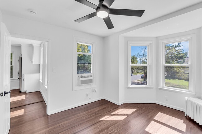 Building Photo - 298 Liberty St