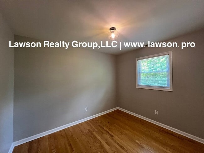 Building Photo - Updated Ranch in Glenvar with Garage and Bonus Room