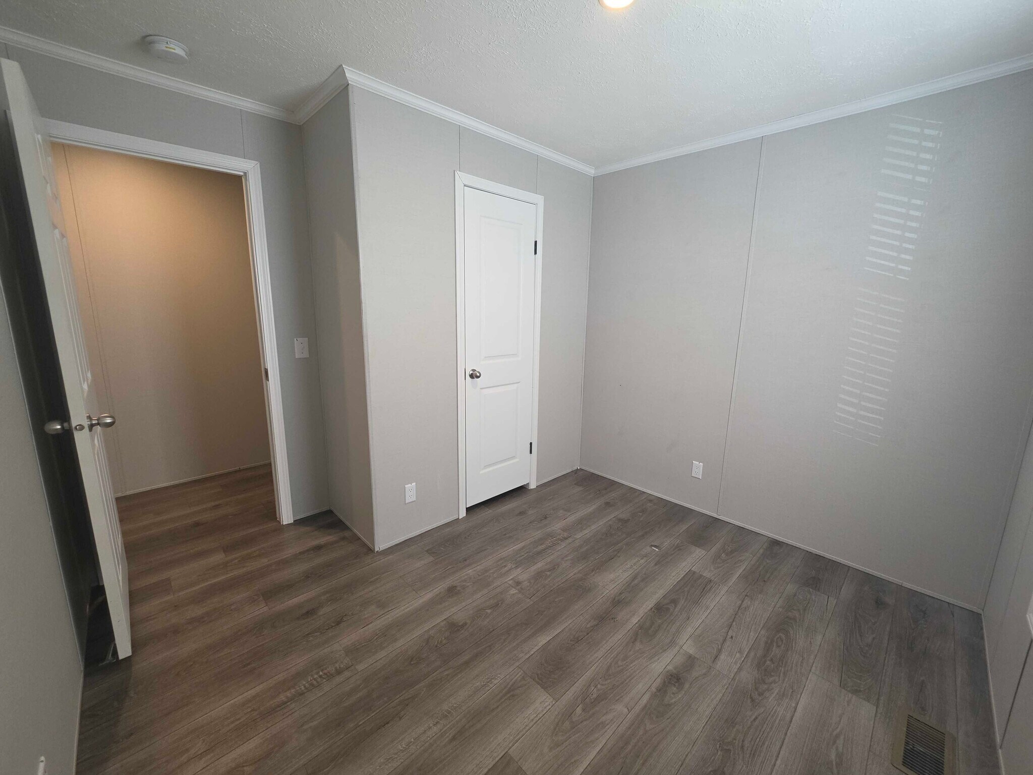 Building Photo - 62 Meggan Dr