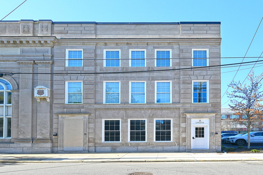 Building Photo - 8 Greene Ave