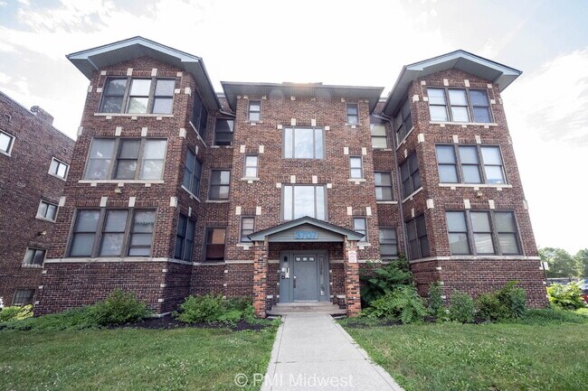 Building Photo - 3715 N Meridian St