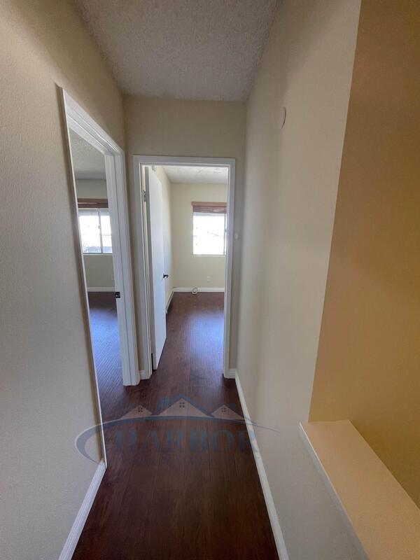 Building Photo - 356 Miraleste Dr