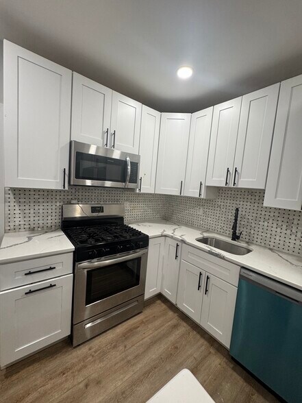 Building Photo - 3128 N 24th St