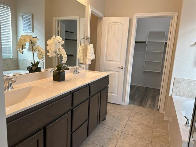 Building Photo - 15733 Prairie Grass Ln