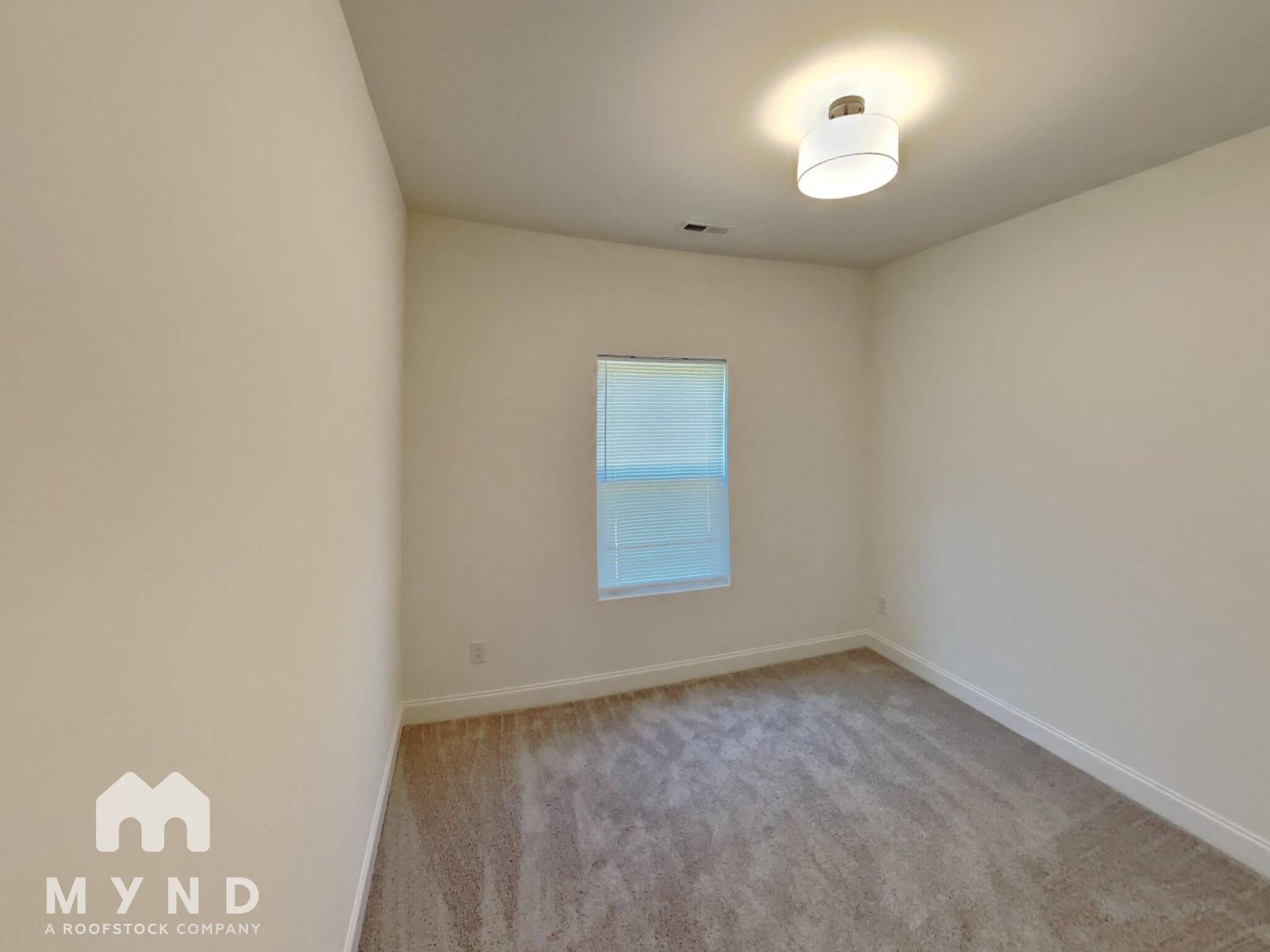 Building Photo - 409 S Spargo St