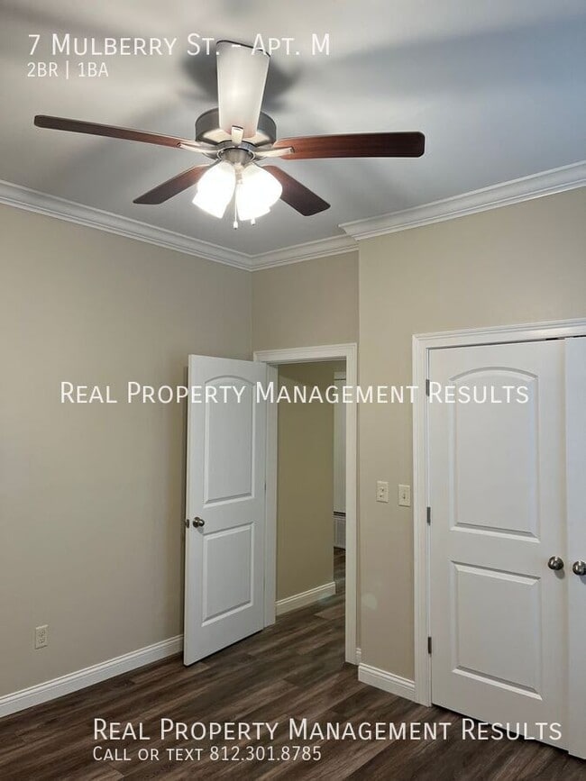 Building Photo - 7 Mulberry St