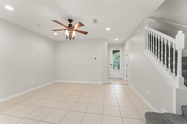 Building Photo - 9434 Tawnyberry St