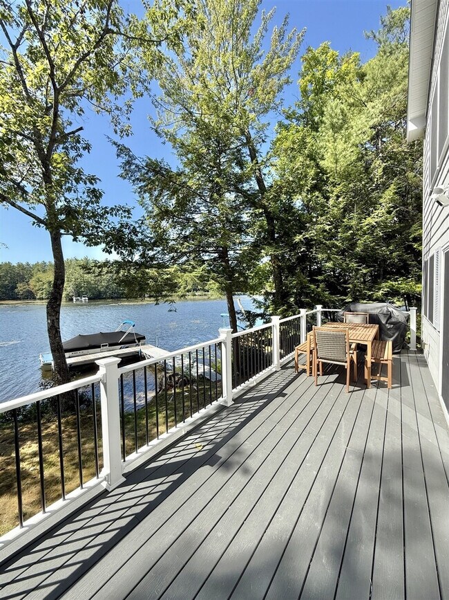 Building Photo - 164 Pine Point Rd