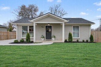 Building Photo - Fully Renovated 3 Bedroom Home for Rent in Franklin, TN Near Downtown Franklin & The Factory